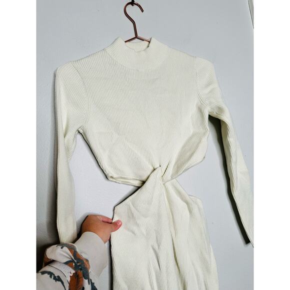 RONNY KOBO COLLECTIVE Off-White Knit Mock Neck Twist Cutout Sweater Dress M - Picture 10 of 13